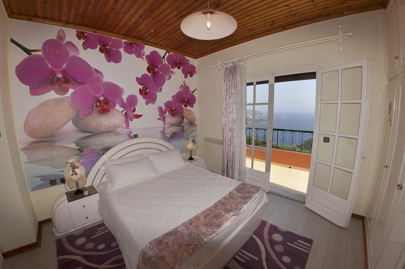 Tango Villa *