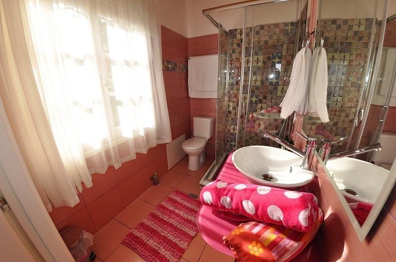 Tango Villa Paleokastrítsa