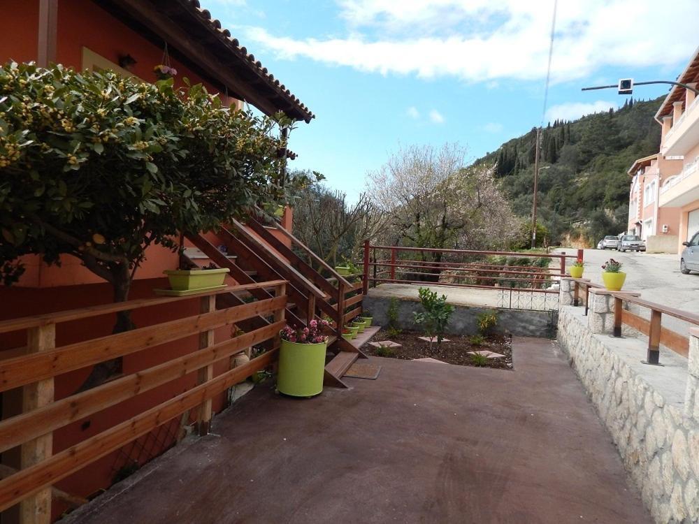 Tango Villa *