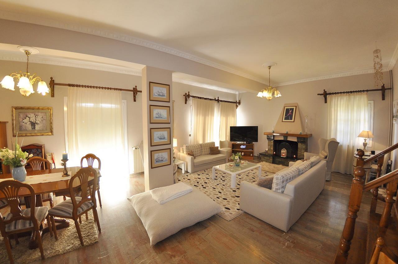Tango Villa